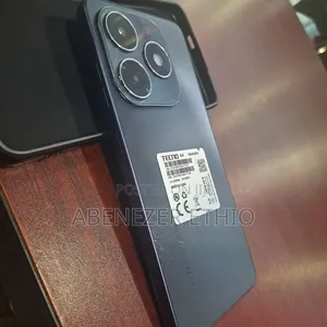 Photo - Tecno Spark 20 128 GB Black