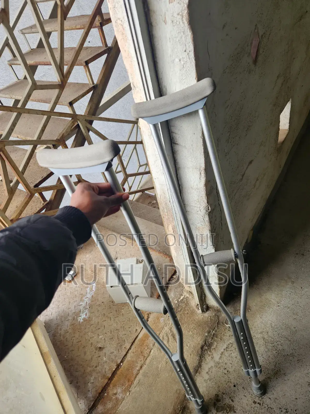 Axillary Bilateral Crutches麻豆crutches欸不crutches庫存axillary Crutches New