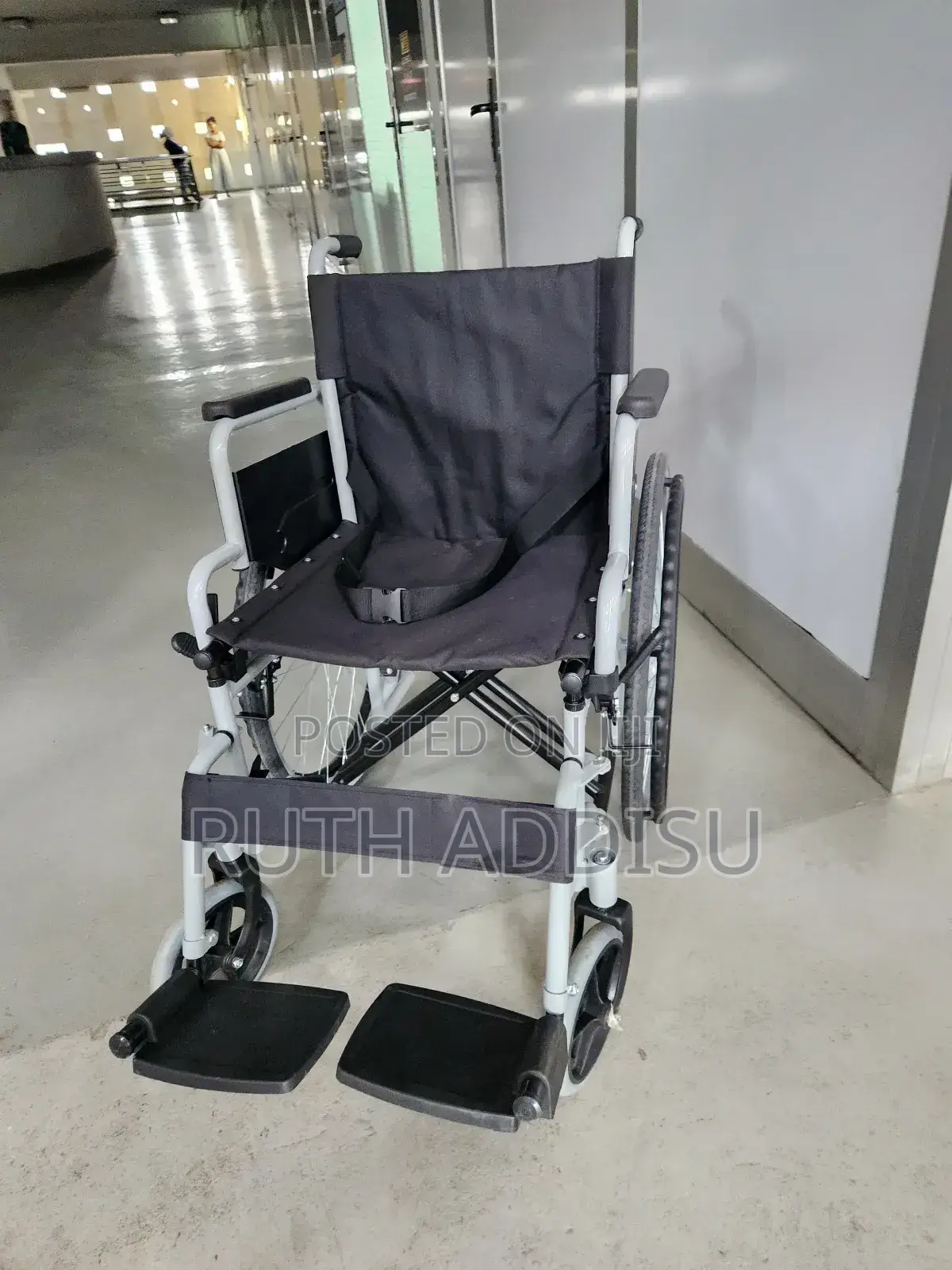 Wheelchair痛批foldable Heavy Duty Wheelchair仔的wheelchair Almunium New