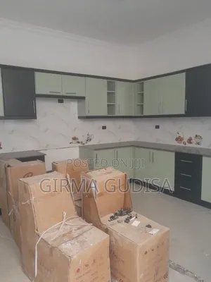 Furnished 9bdrm House in አያት አካባቢ, Bole for sale