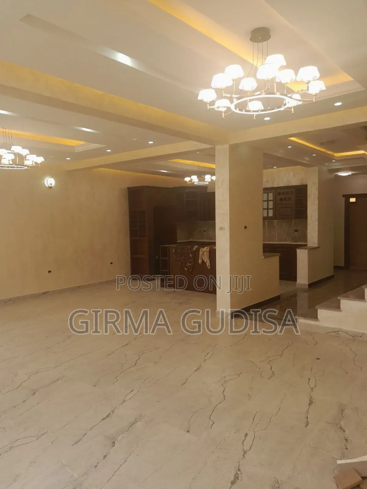 Furnished 9bdrm House in አያት አካባቢ, Bole for sale