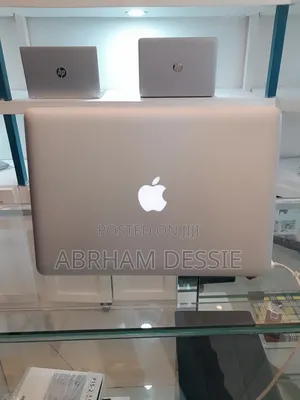 Photo - New Laptop Apple MacBook Pro 2011 4GB Intel Core I5 SSD 32GB