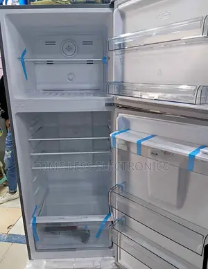 Orbit 600 L Refrigerator – Spacious Efficient Cooling!