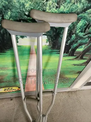 Axillary Bilateral Crutches塱你medical Axillary Crutches New俠義crutches