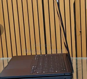 New Laptop Apple MacBook Air 2025 M4 13-Inch 16GB Apple M4 SSD 256GB