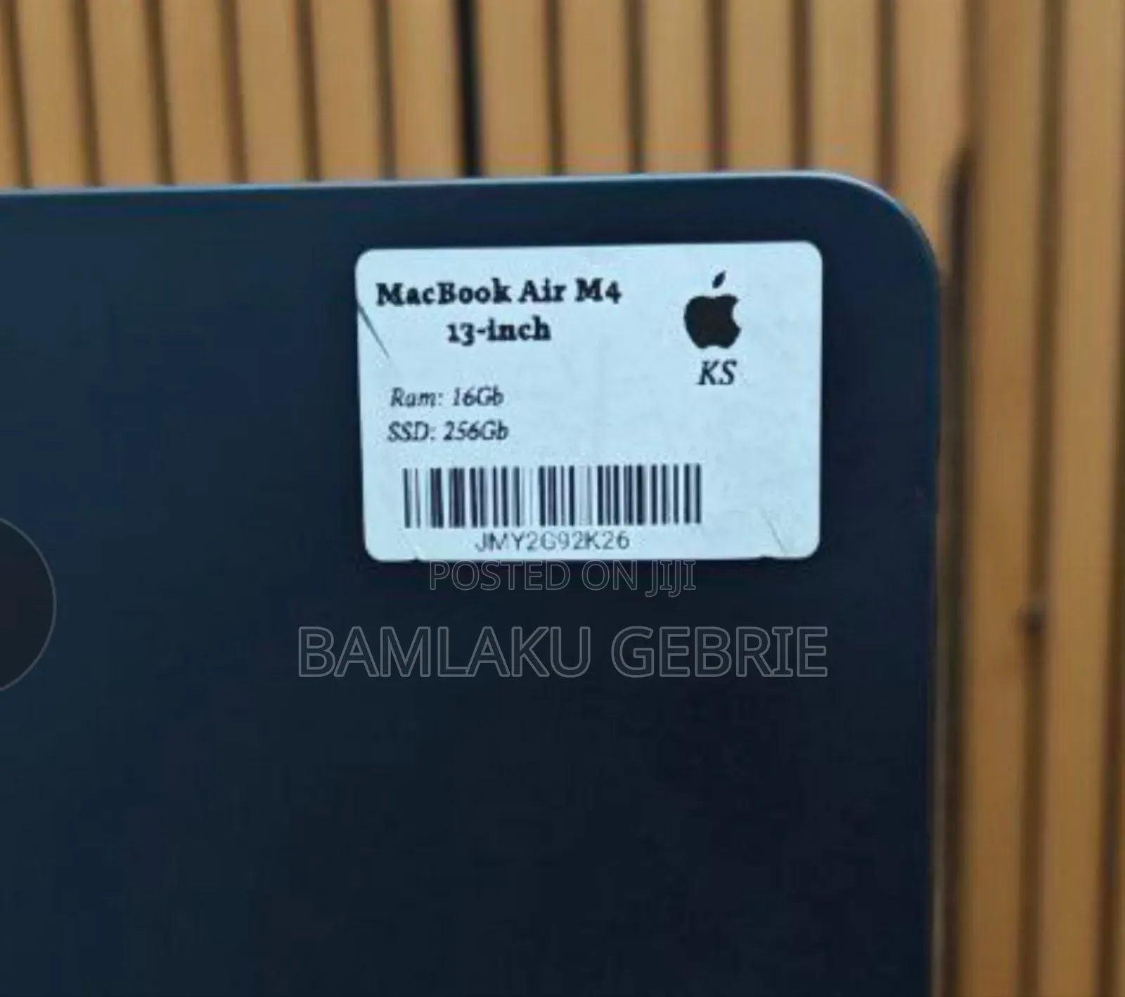 New Laptop Apple MacBook Air 2025 M4 13-Inch 16GB Apple M4 SSD 256GB