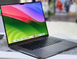 New Laptop Apple MacBook Pro 2017 32GB Intel Core I9 SSD 512GB