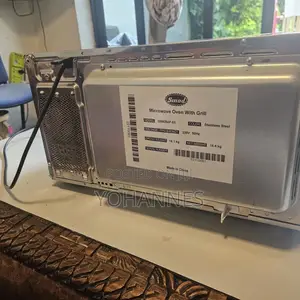 Microwave Oven With Grill