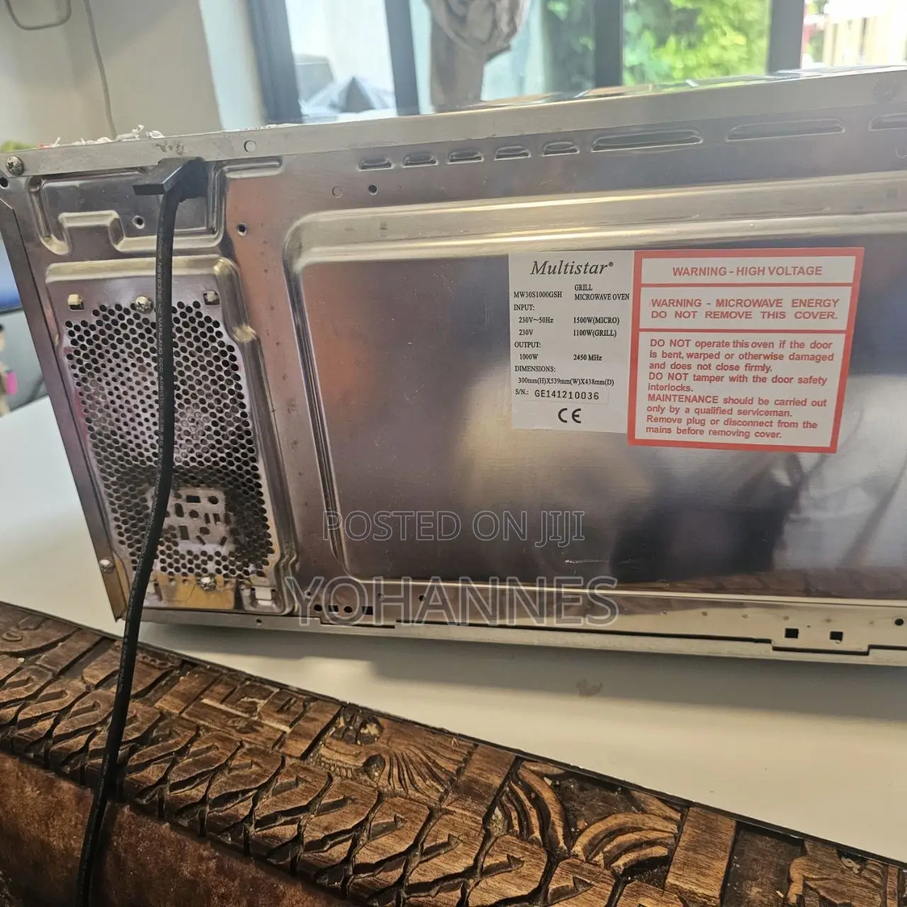 Microwave Oven With Grill