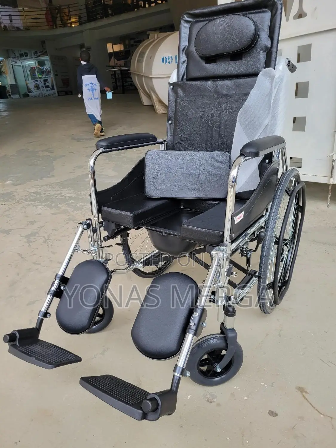 Reclining Commode Wheelchair | With “U” Seat Panel | 46 Cm郾¤Wheelchair
