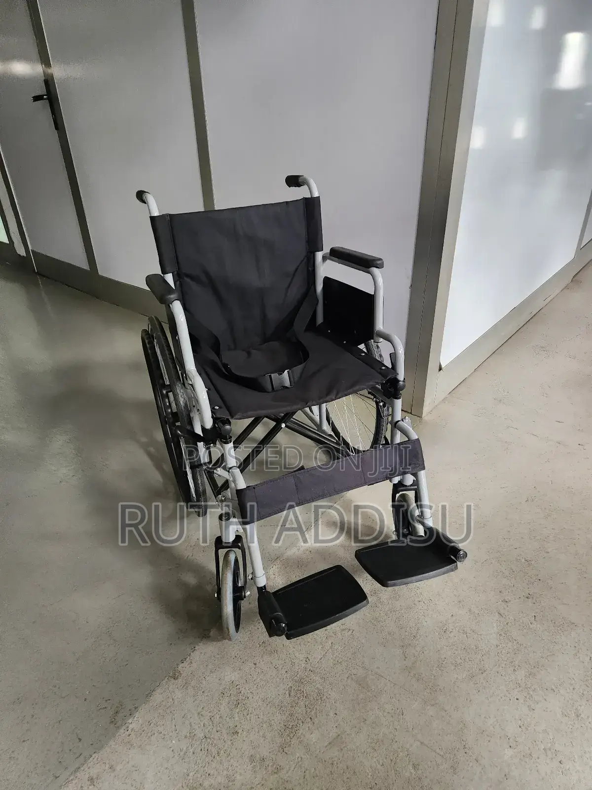 Foldable Wheelchair晞了wheelchair廟宇medical Wheelchair麻雀wheelchair New
