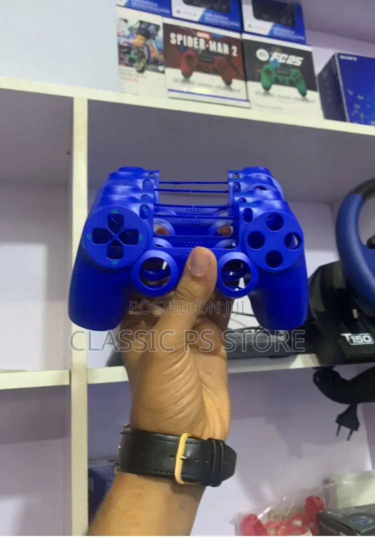 Playstation 4 Cover