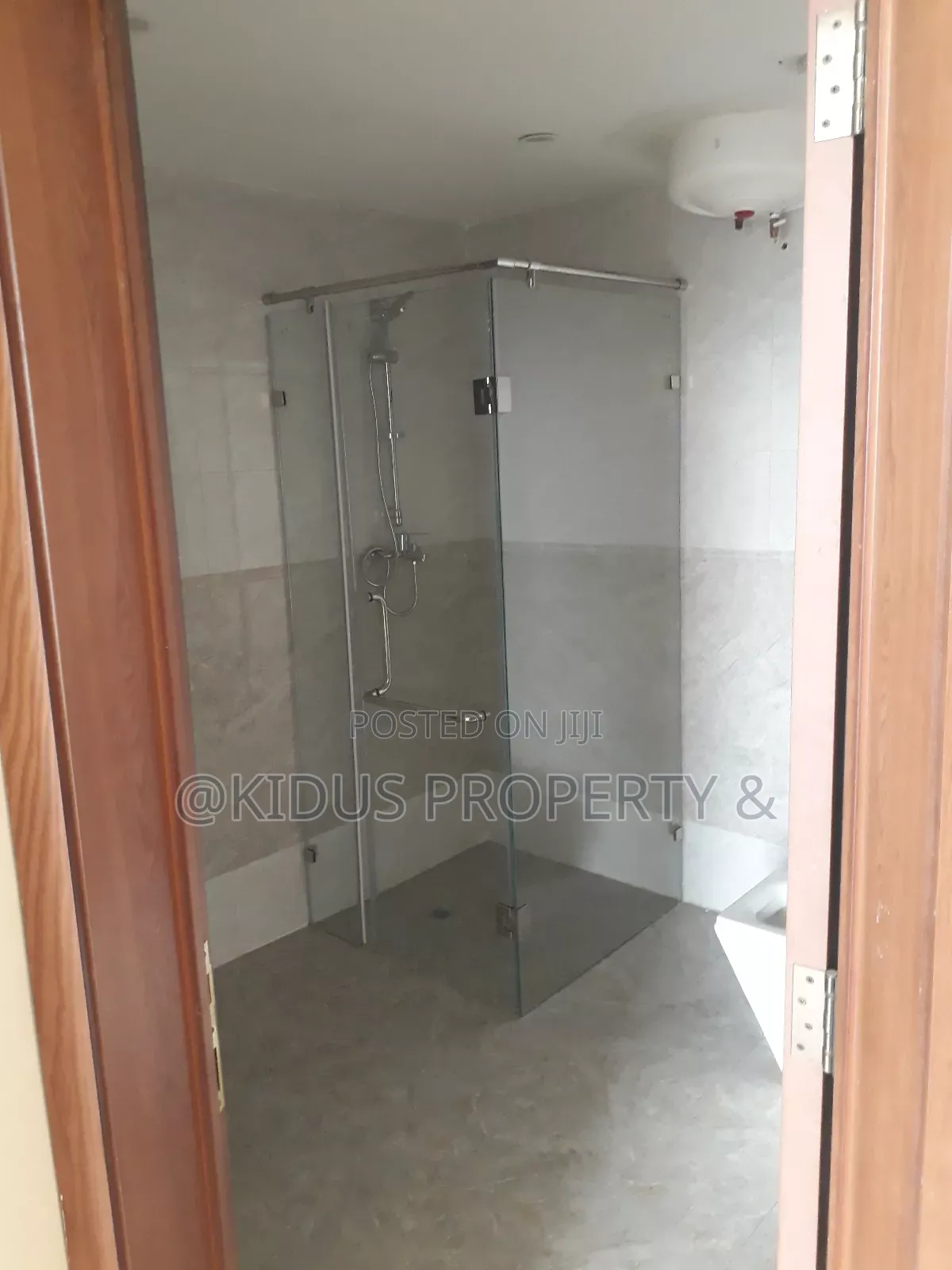 2bdrm Apartment in Nasswe Realstate, Nifas Silk-Lafto for rent