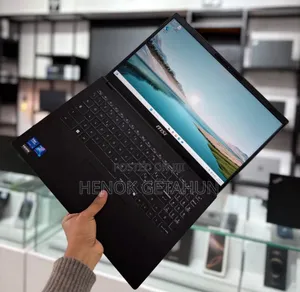 New Laptop MSI Katana 15 16GB Intel Core Ultra 5 SSD 512GB