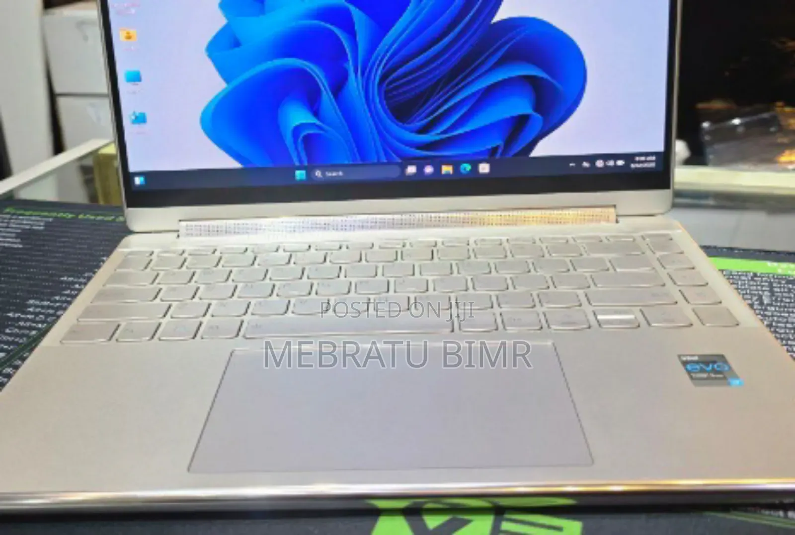 New Laptop Lenovo Yoga 9i 16GB Intel Core i7 SSD 1T