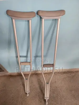 Bilateral Pair Medical Crutches晞了crutches溫度crutches傳出crutches Medical