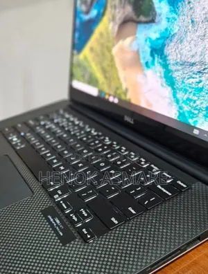 New Laptop Dell XPS 15 16GB Intel Core I7 SSD 512GB