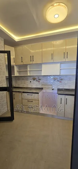 Furnished 3bdrm Apartment in አዲስ አበባ, Bole for sale