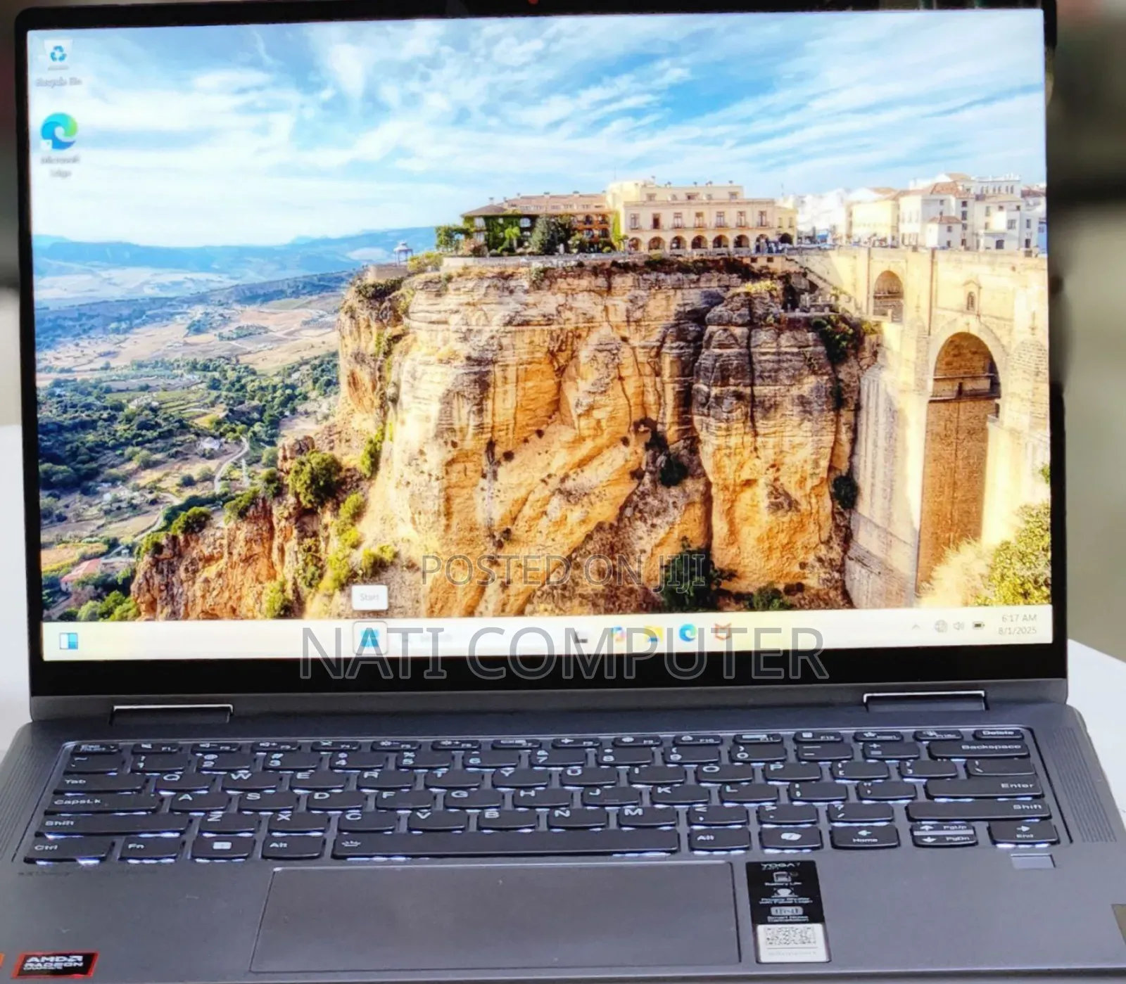 New Laptop Lenovo Yoga 7i 8GB AMD Ryzen 5 SSD 256GB