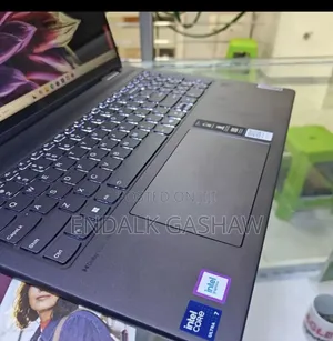 New Laptop Lenovo Yoga 7i 16GB Intel Core Ultra 7 SSD 1T