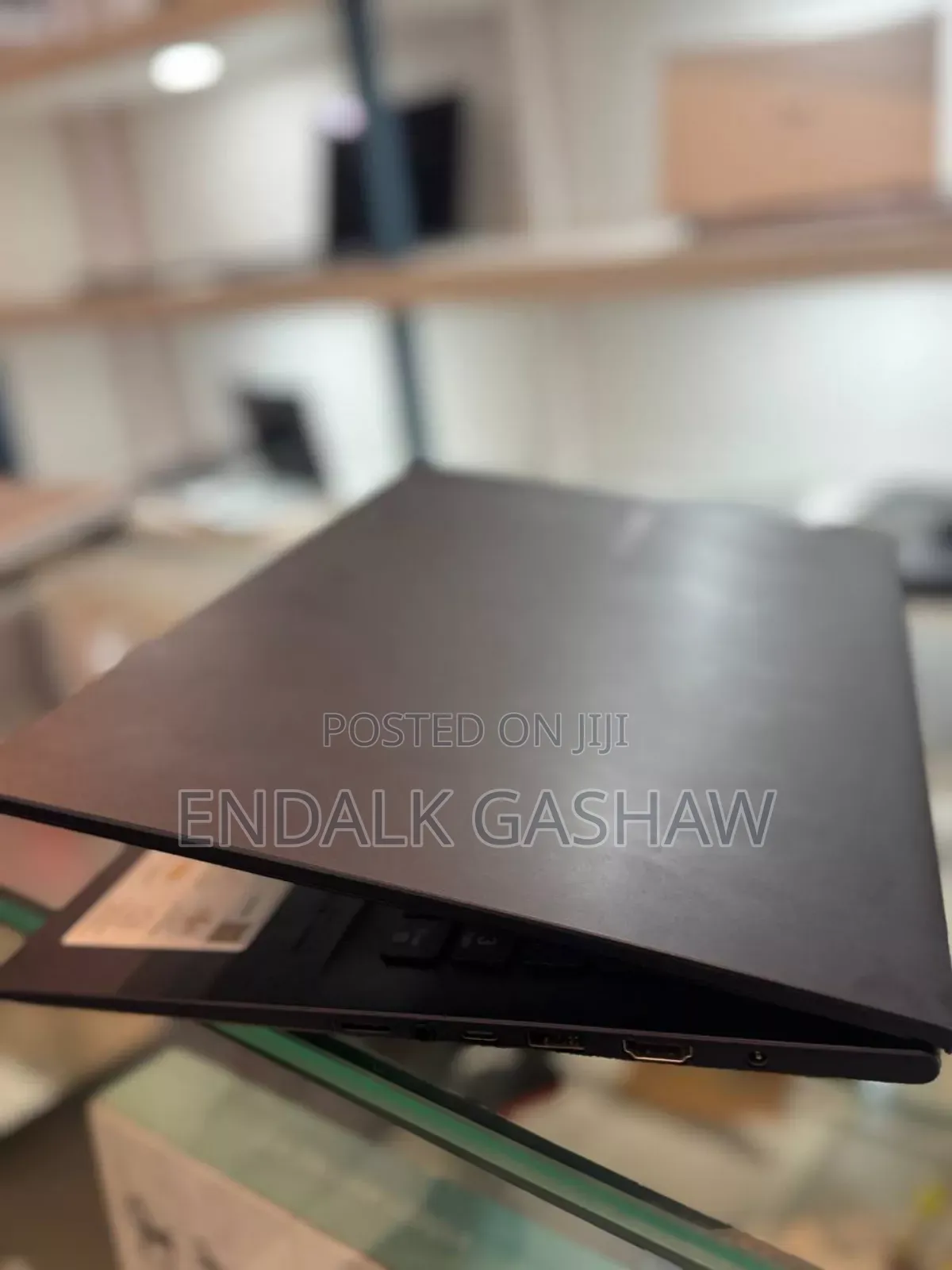 New Laptop Asus VivoBook 15 X505BA 16GB Intel Core i5 SSD 256GB