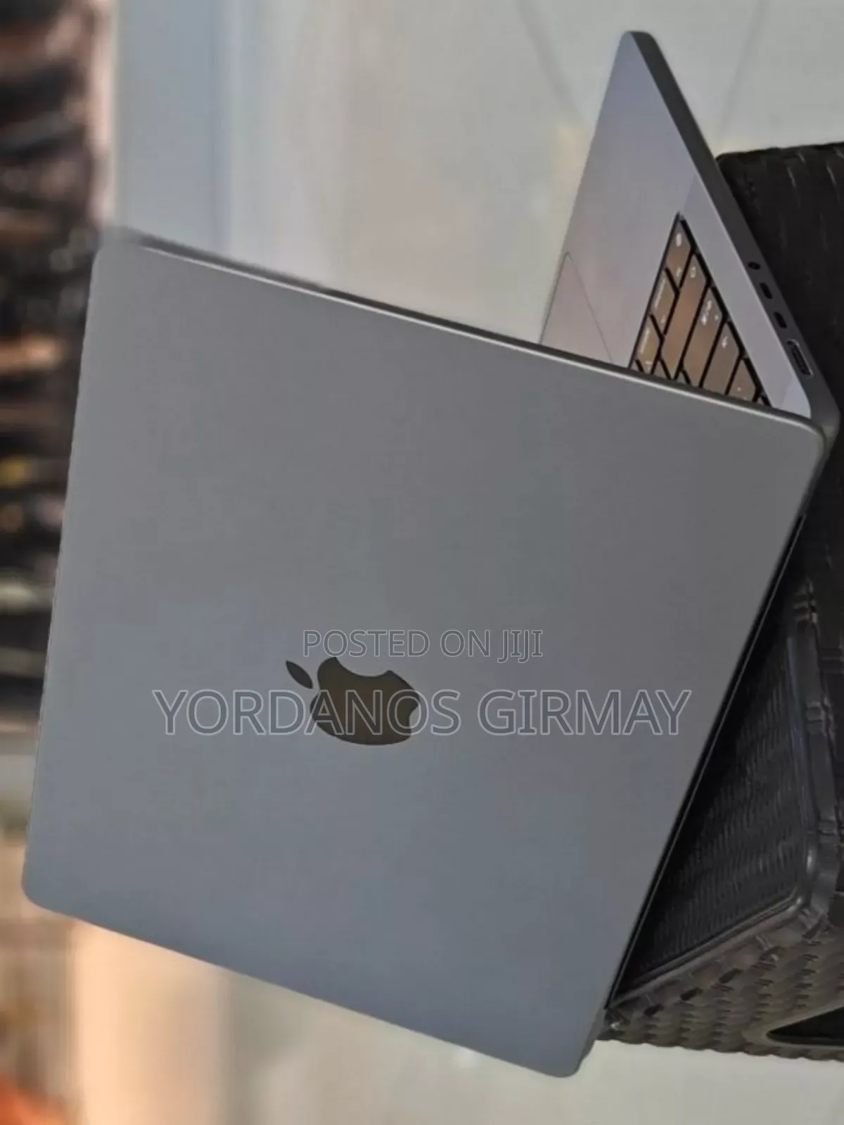 New Laptop Apple MacBook Pro M1 16GB AMD Ryzen 5 SSD 1T
