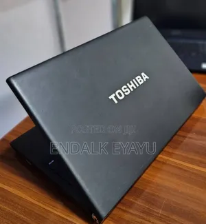 Photo - New Laptop Toshiba Tecra R950 4GB Intel Core I5 SSD 320GB