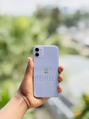 Photo - Apple iPhone 11 256 GB Purple
