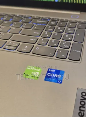 New Laptop Lenovo 16GB Intel Core I7 SSD 512GB
