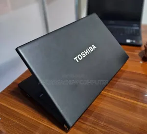 Laptop Toshiba Tecra R950 4GB Intel Core I5 HDD 320GB