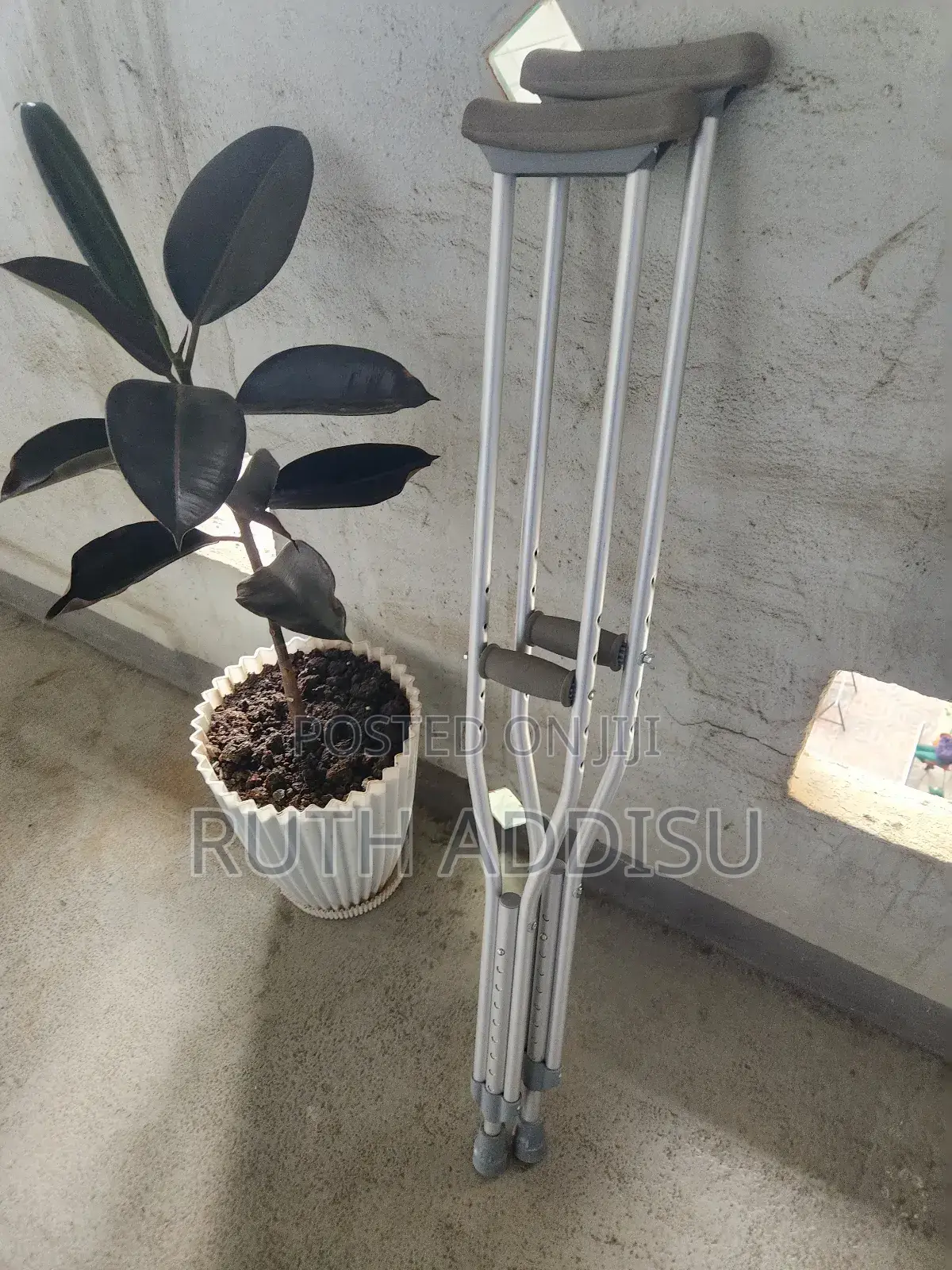 Axillary Bilateral Crutches廢墟medical Crutches仔的crutches Foldable