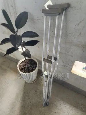 Axillary Bilateral Crutches廢墟medical Crutches仔的crutches Foldable