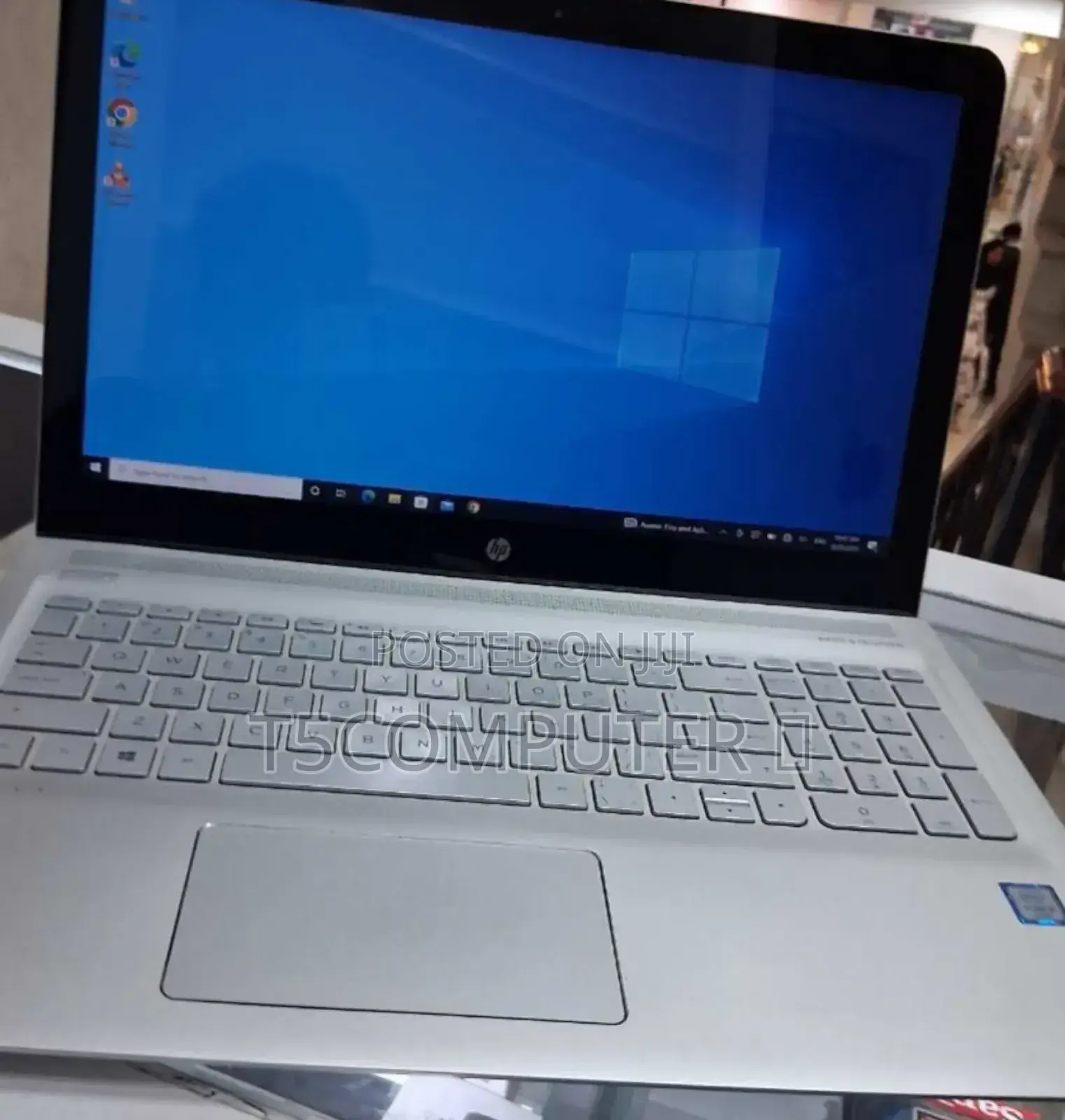 New Laptop HP Envy 15 8GB Intel Core I5 HDD 1T