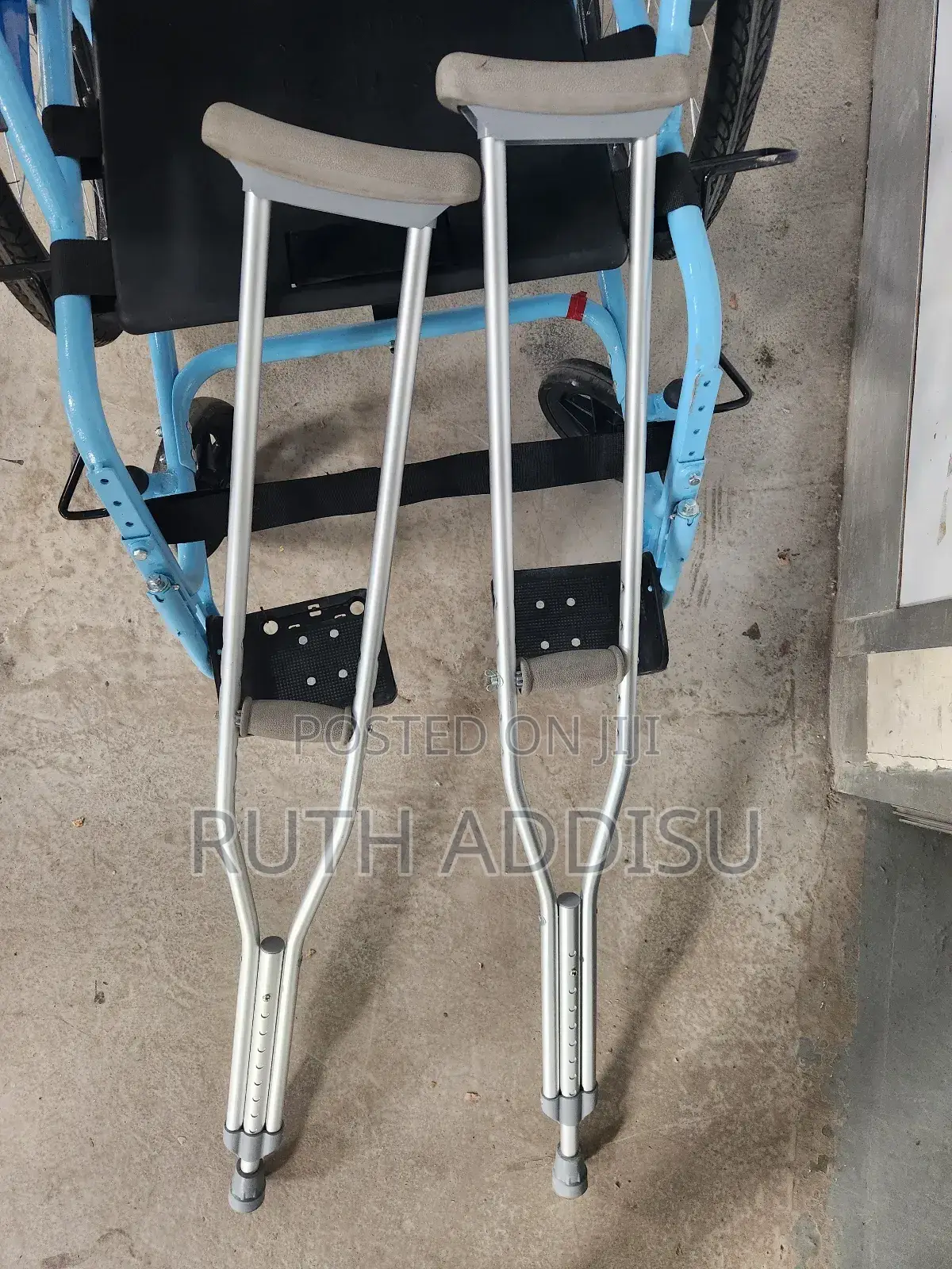 Adjustae Height Crutches麻煩axillary Bilateral Crutches丸緩crutches New
