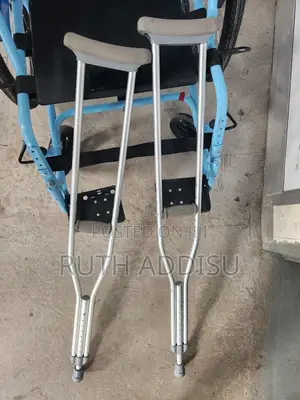 Adjustae Height Crutches麻煩axillary Bilateral Crutches丸緩crutches New