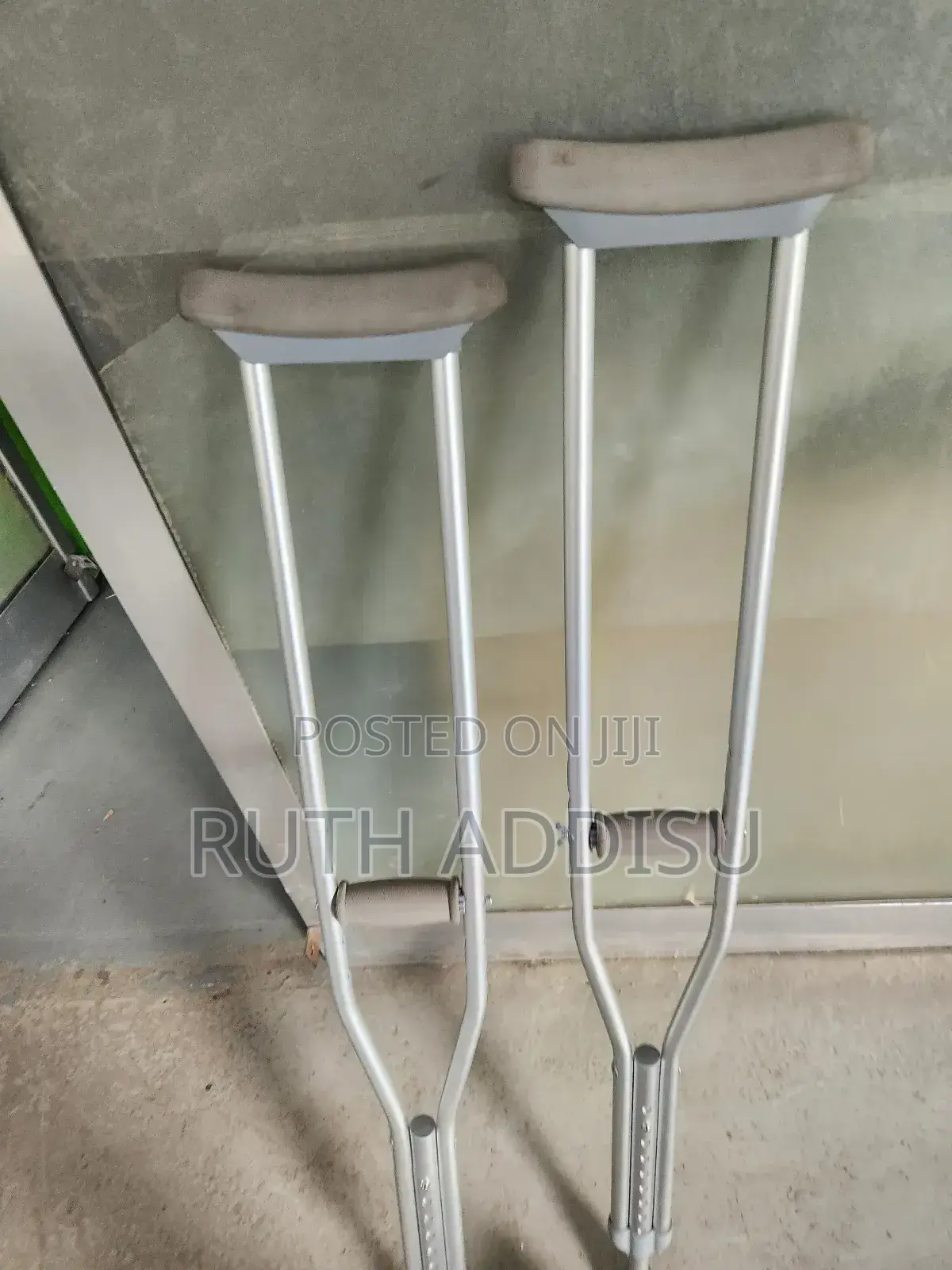 Bilateral Medical Axillary Crutches痛苦medical Crutches嘆息crutches