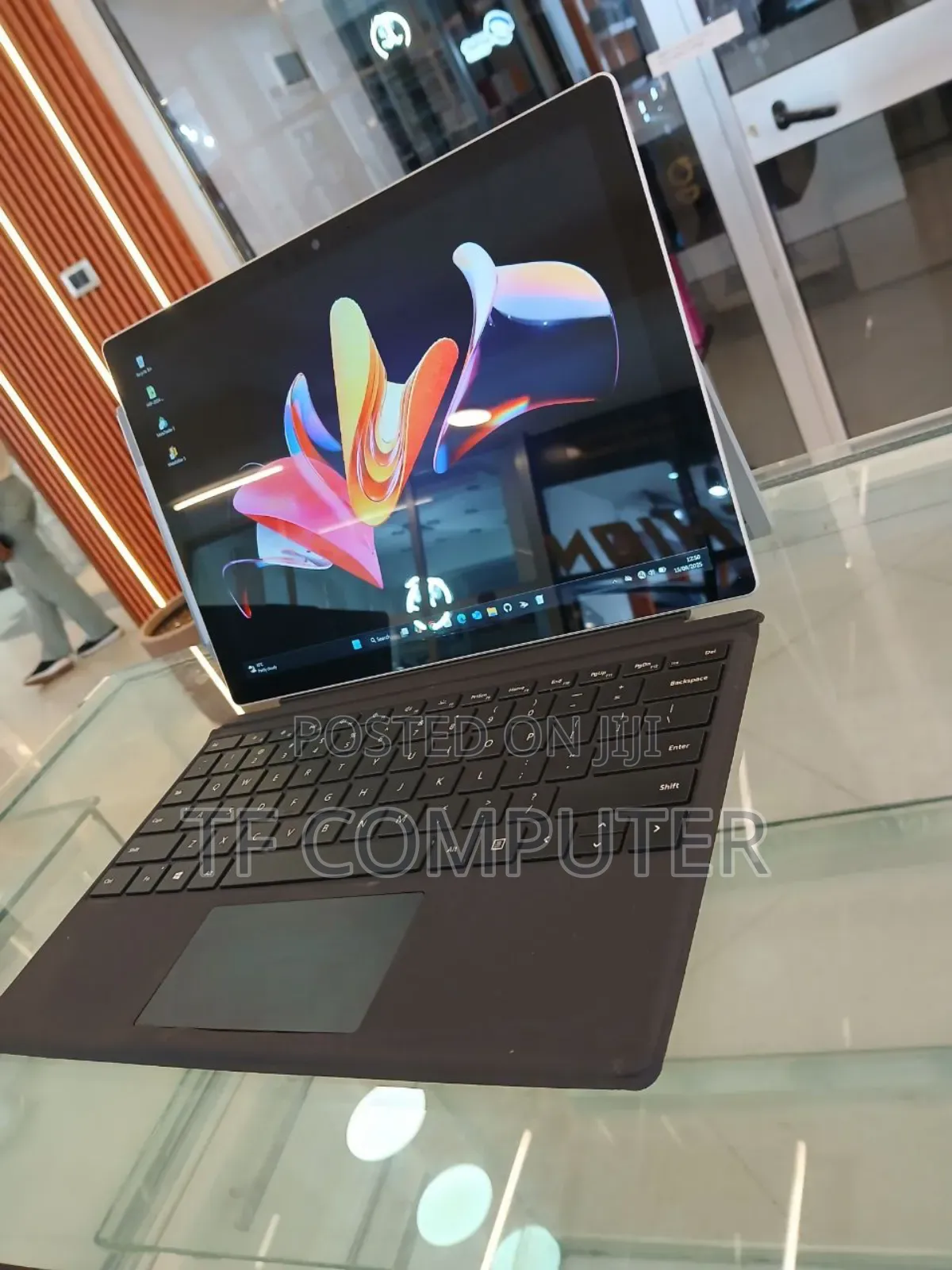 New Laptop Microsoft Surface Pro 6 16GB Intel Core I7 SSD 1T