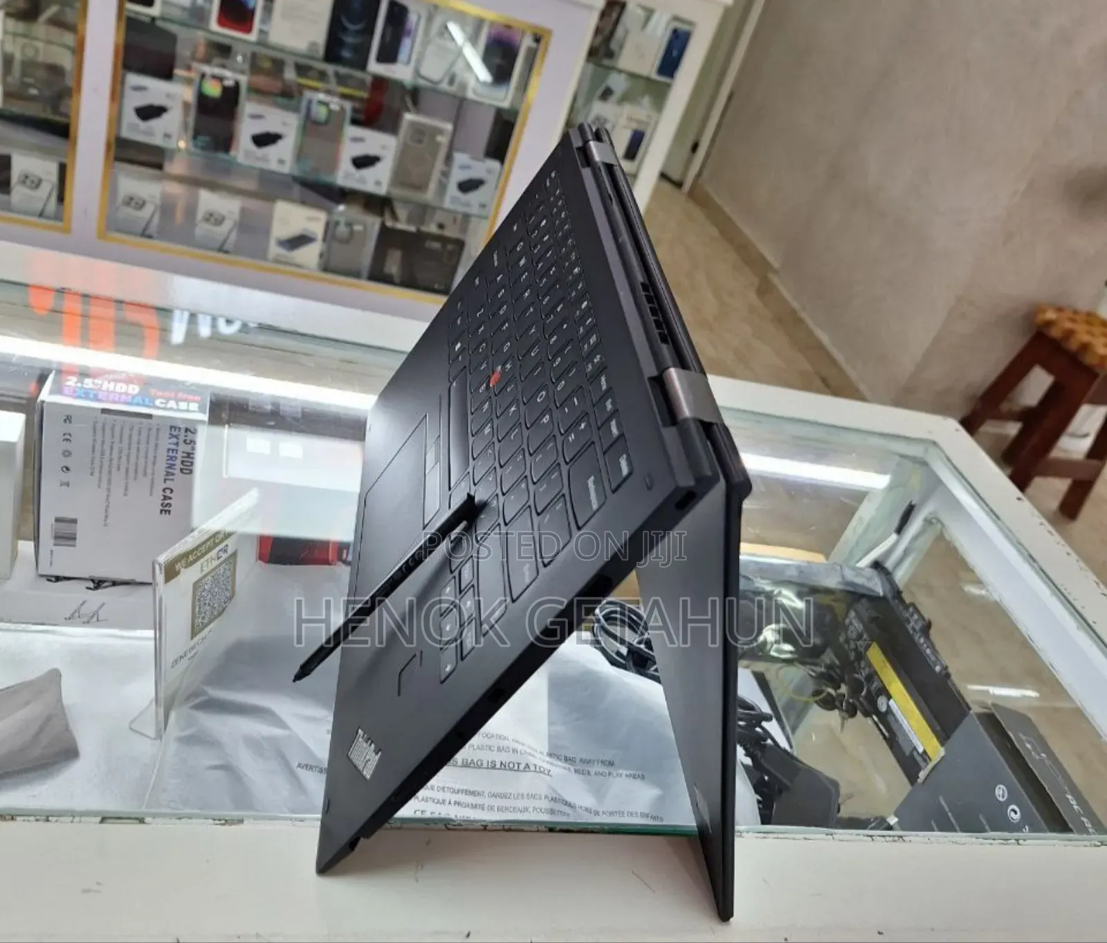 New Laptop Lenovo Thinkpad X1 Yoga 8GB Intel Core I5 SSD 512GB