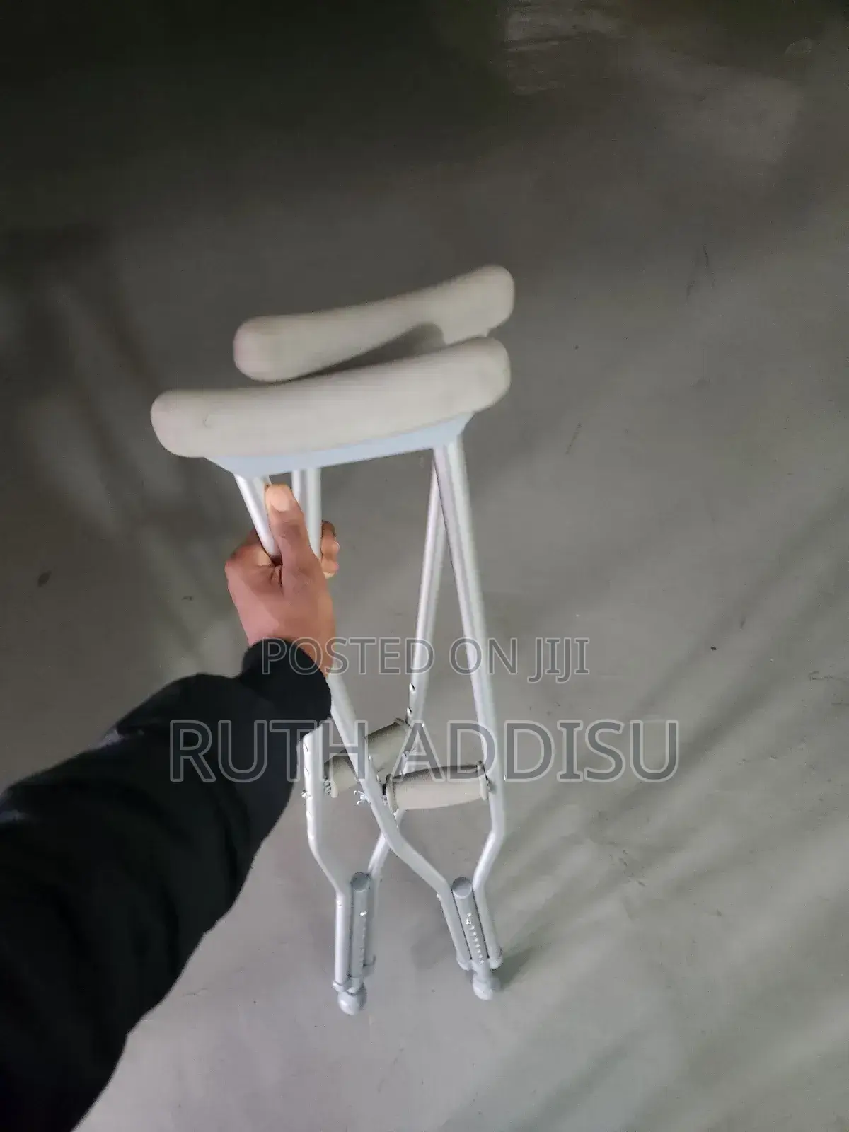 Bilateral Axillary Crutches痛哭pair New Crutches俠客crutches𤲟你crutches