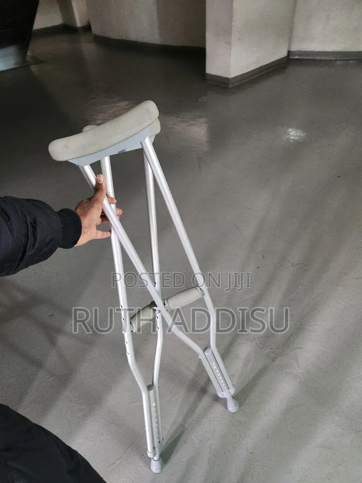 Crutches貴州crutches條件axillary Bilateral Crutches症困crutches巔我crutches