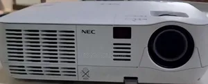 High Quality Nec V300x Projector Clean Condition | Model: V300x