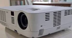 Photo - High Quality Nec V300x Projector Clean Condition | Model: V300x
