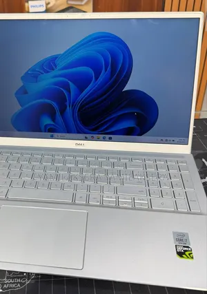 New Laptop Dell Precision 7750 16GB Intel Core I7 SSD 1T