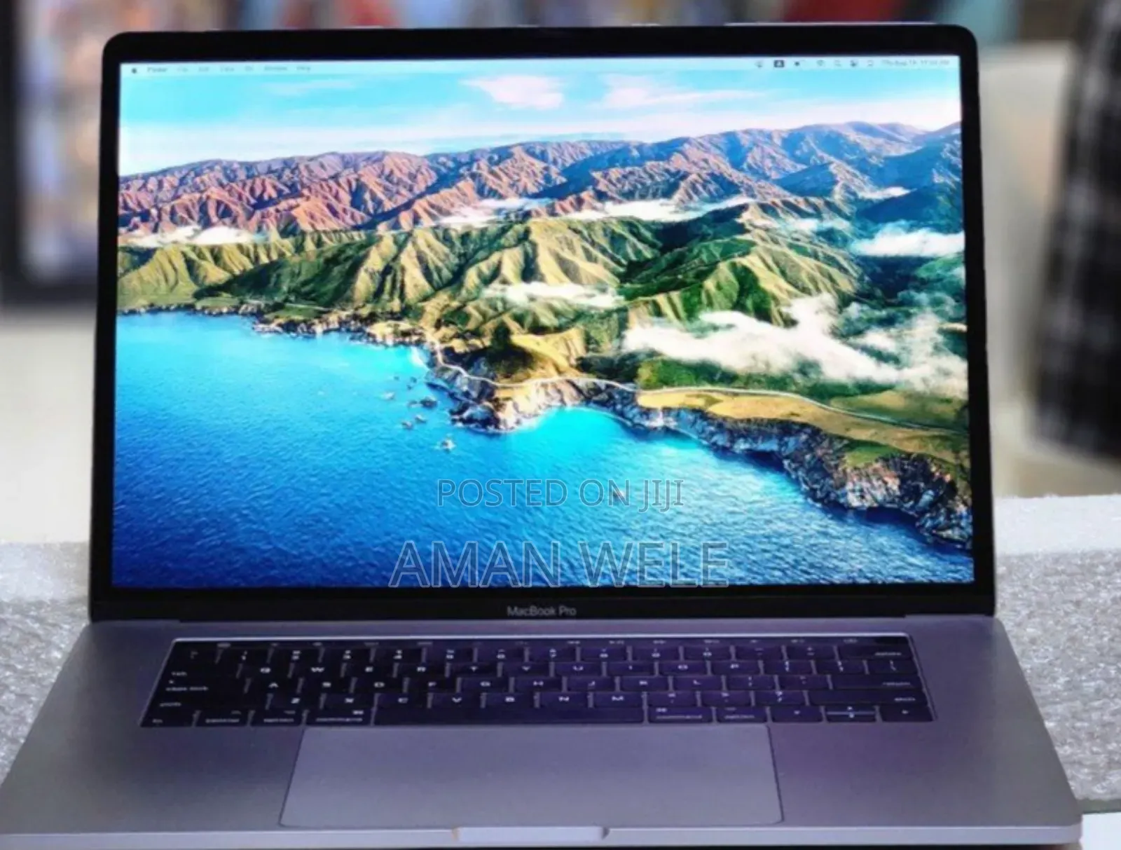 New Laptop Apple MacBook Pro 2017 16GB Intel Core I7 SSD 512GB