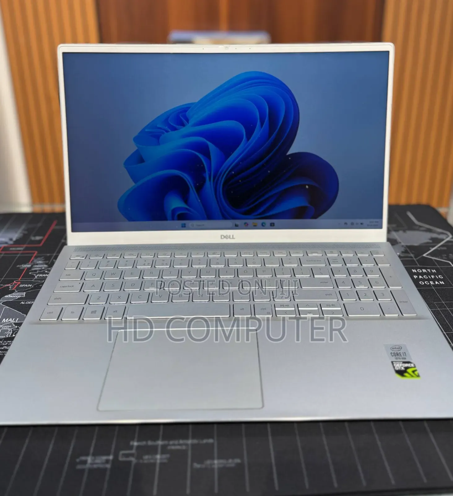 New Laptop Dell Inspiron 15 16GB Intel Core I7 SSD 512GB