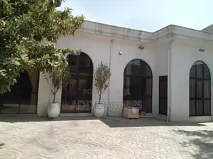 Furnished 3bdrm Villa in Bole for sale