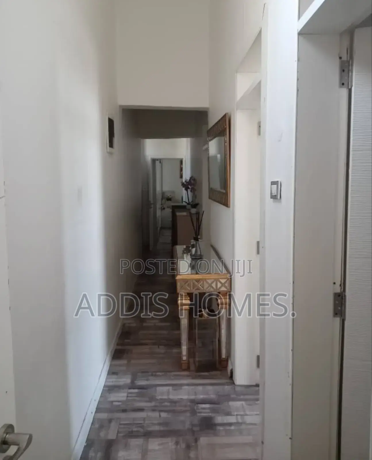 Furnished 3bdrm Villa in Bole for sale