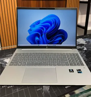New Laptop HP Pavilion 15 16GB Intel Core i5 SSD 1T