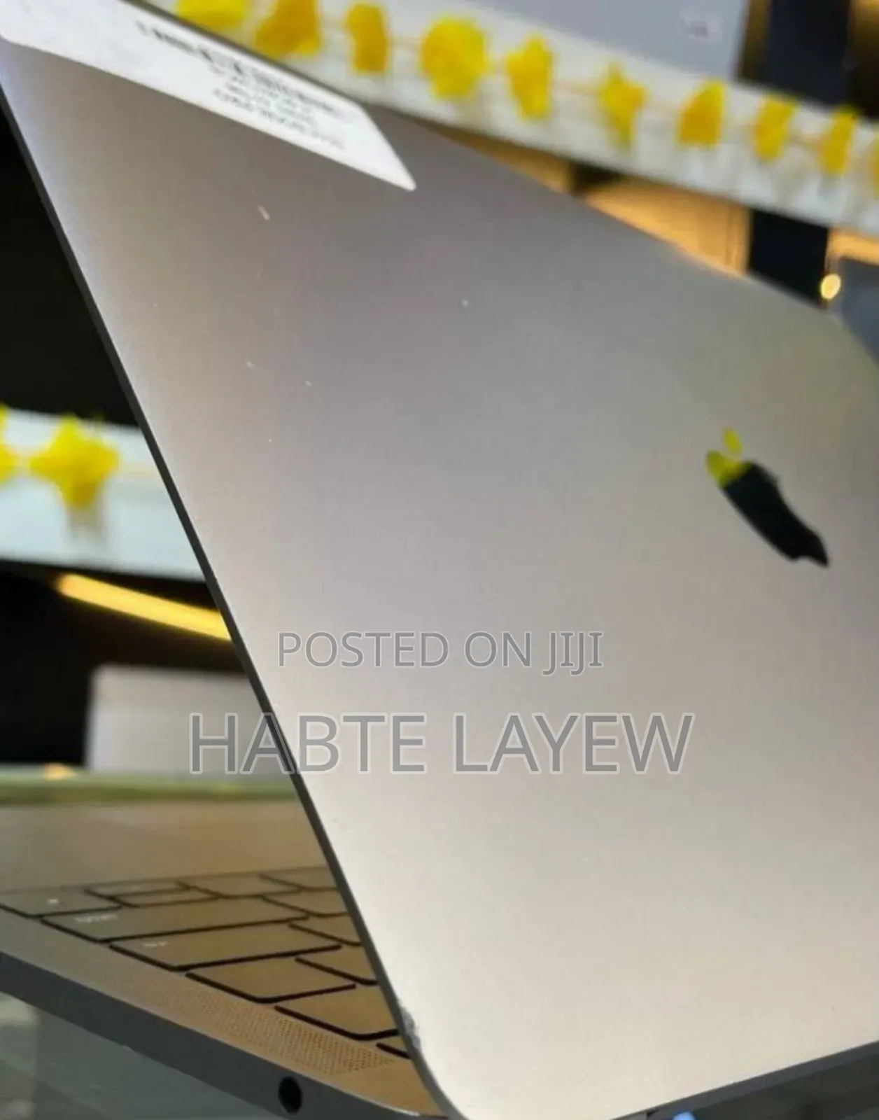 New Laptop Apple MacBook Pro 2017 8GB Intel Core I5 SSD 128GB