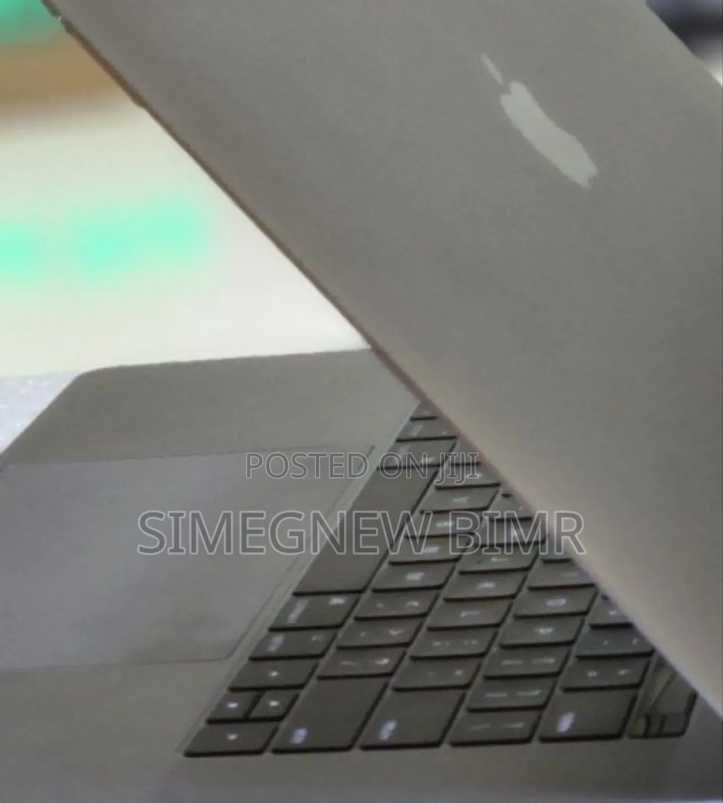 New Laptop Apple MacBook Pro 2017 16GB Intel Core I7 SSD 512GB